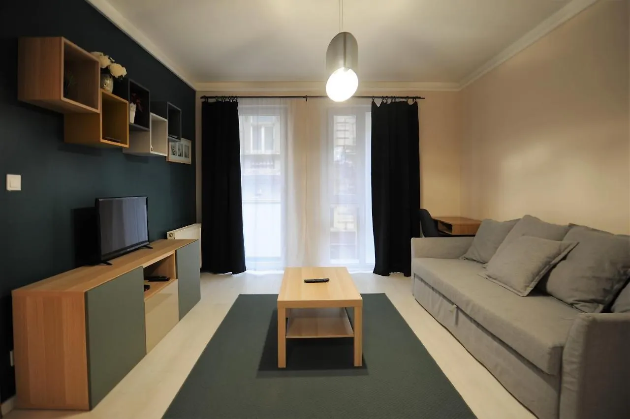 Lovely Apartment In The Heart Of Будапешт