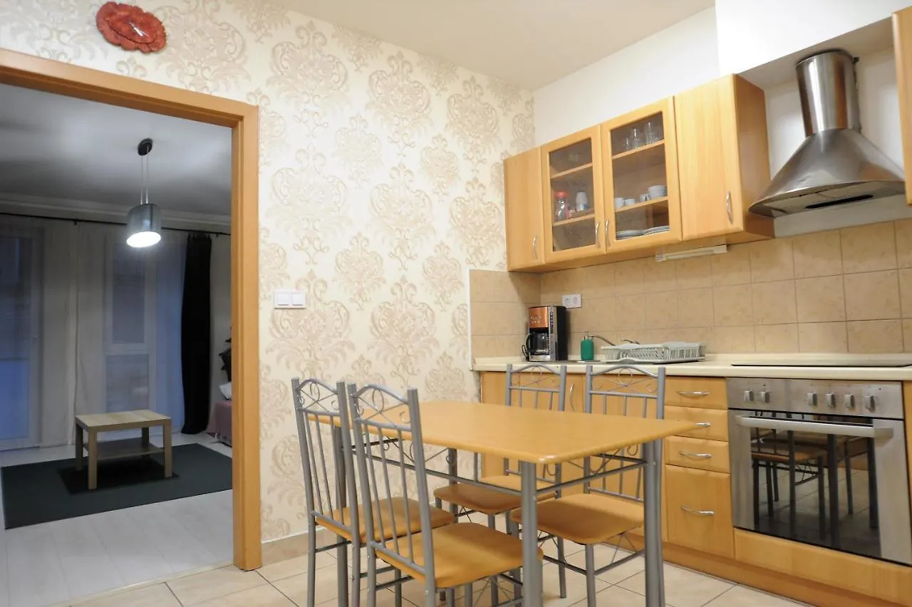 Lovely Apartment In The Heart Of Будапешт