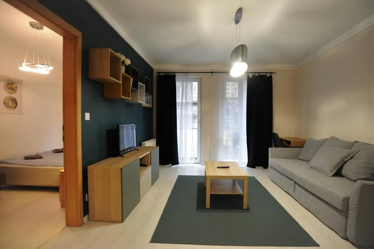 Lovely Apartment In The Heart Of Будапешт